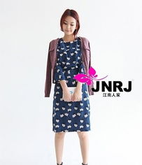 服裝批發(fā)市場(chǎng)全解析 從品牌折扣到外貿(mào)韓版，打造您的服裝生意版圖